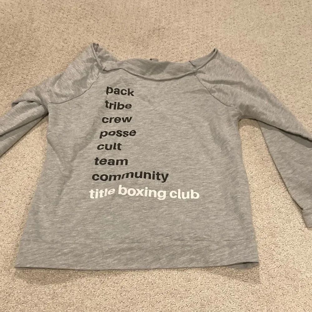 Title boxing long sleeve